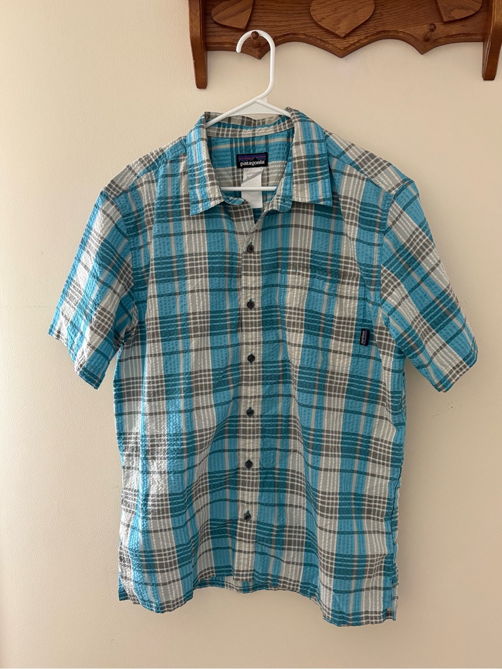Patagonia Short Sleeved Puckerware Shirt Men’s Large